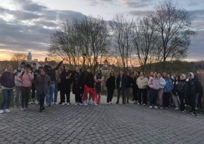 Gausi gimnazistų grupė Vilniuje ieškojo šiurpuliukų (1)