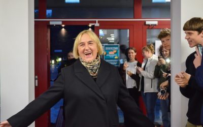 Profesinę savo dieną Gimnazijos pedagogai į darbą įžengė raudonu kilimu