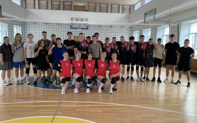Tinklininkai abiturientai atsisveikino su Gimnazijos sporto sale