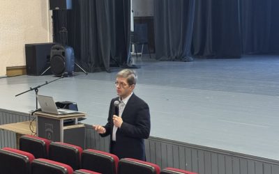 Gimnazijoje lankėsi žurnalo „Reitingai“ redaktorius