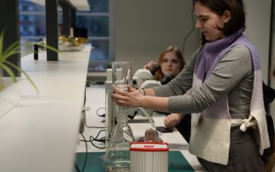 Chemijos ir biologijos pamokos – Klaipėdos universiteto STEAM laboratorijos centre