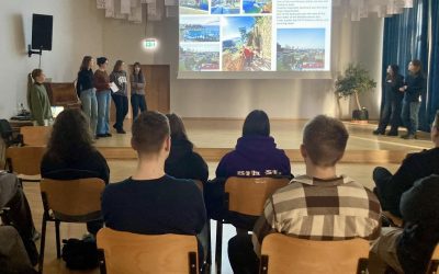 Gimnazistės dalijosi įspūdžiais iš „Erasmus+“ vizito Turkijoje